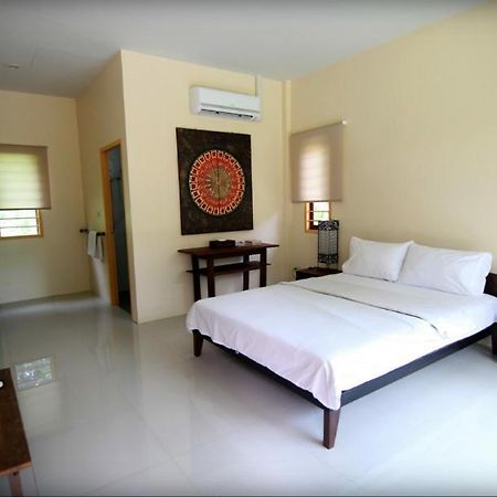 Villa De Mama Rawai Bagian luar foto